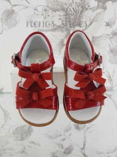 Sandalias Landos charol rojo 2
