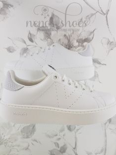 Deportivas Victoria blancas plataforma