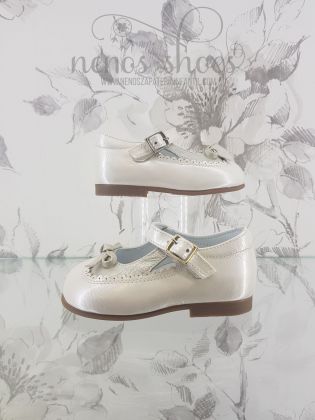 Merceditas Landos pepito beige