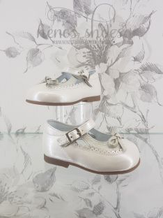 Merceditas Landos pepito beige