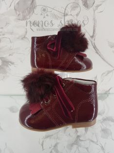 Botita Landos tapeta pompom 2