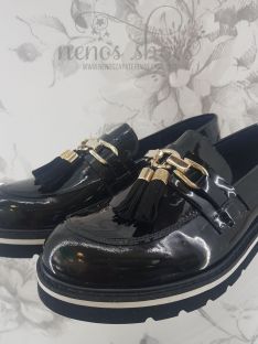 Mocasín Clarys borlas 2