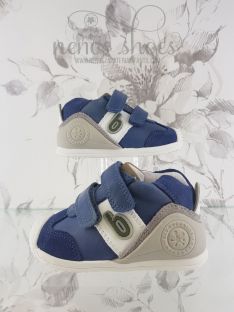 Biomecanics azul niño