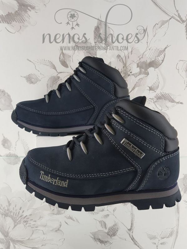añadir frágil Mente Niños preparados para el invierno con las botas clasicas de Timberland