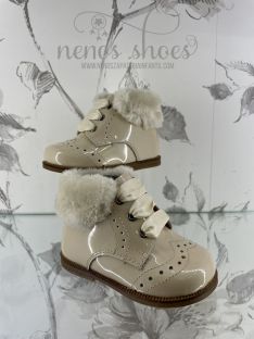 Botita Clarys pala vega