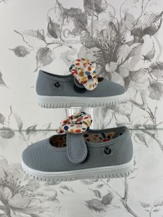 Merceditas Victoria lazo pañuelo