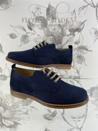 Zapatos María Catalán  lino marino