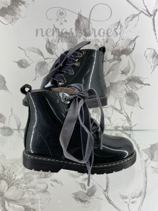 Botas Confetti charol y lazo terciopelo