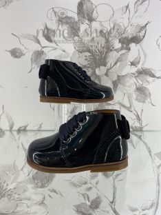 Botitas Clarys lazo trasero 2