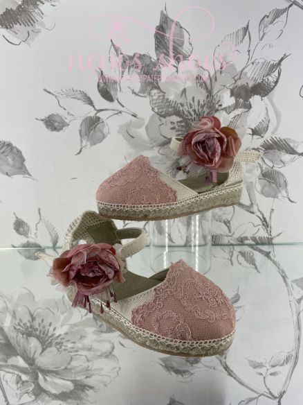 Alpargatas Gulliver flor cereza