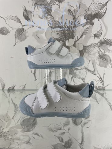 Zapatos Blanditos roma velcros