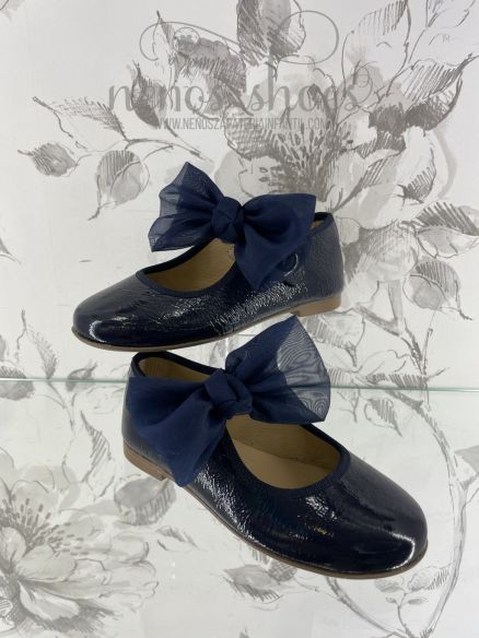 Merceditas Landos flor o lazo