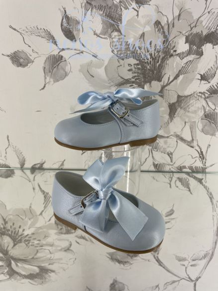 Merceditas Guxs ante lazo