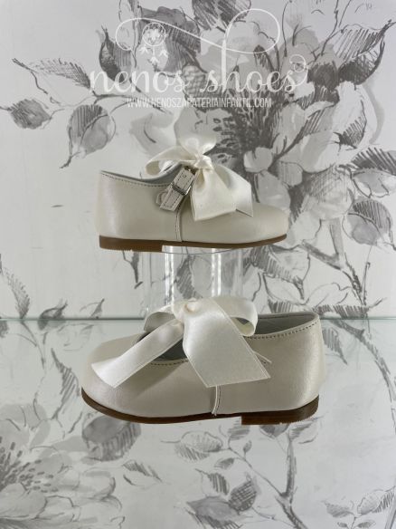 Merceditas Guxs ante lazo