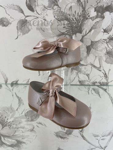 Merceditas Guxs ante lazo