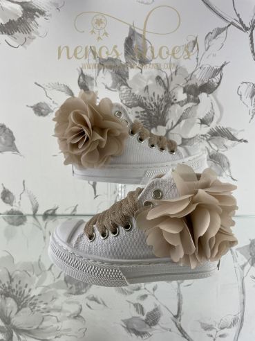 Zapatillas Eli flor beige