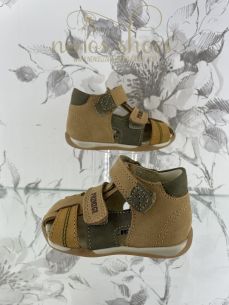 Sandalias Primigi mostaza velcros