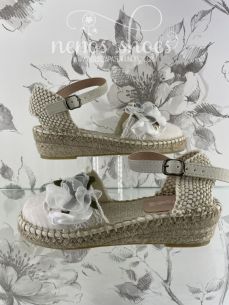 Alpargatas Zoysan puntilla flor 2