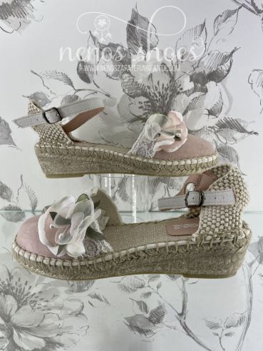 Alpargatas Zoysan puntilla flor