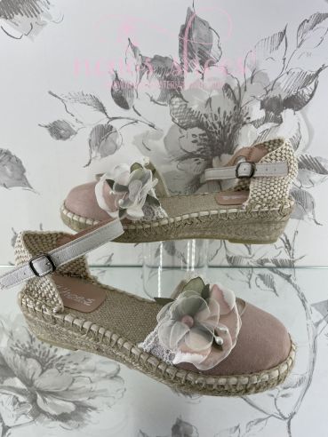 Alpargatas Zoysan puntilla flor