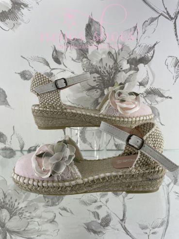 Alpargatas Zoysan puntilla flor