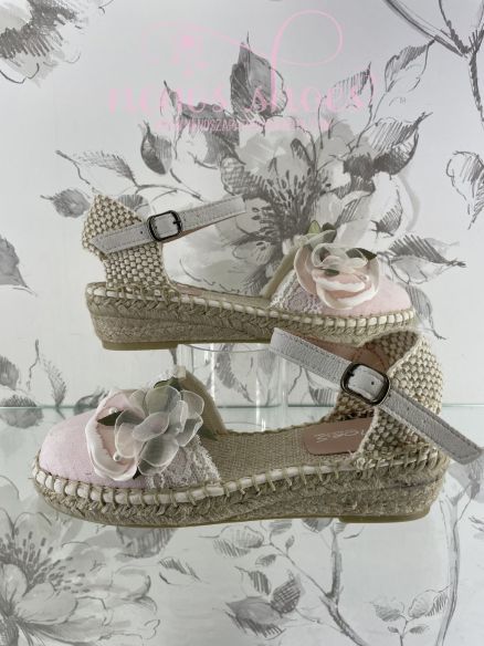 Alpargatas Zoysan puntilla flor