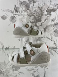 Sandalias Biomecanics blancas