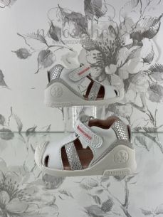 Sandalias Biomecanics blanco-plata