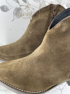 Botines Confetti camperas bajas