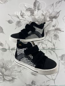 Botas Acebos damero negro 2