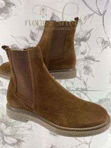 Botines Acebos serraje marrón