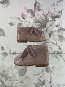 Botitas Landos charol lazo terciopelo 2