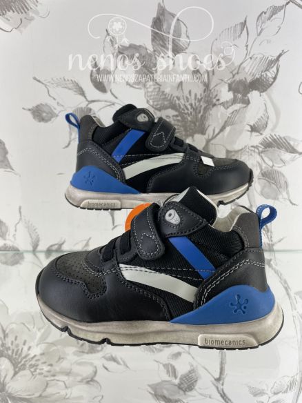 Botines Deportivos biomecanics