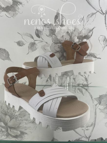 Sandalias Eli gel tiras cruzadas