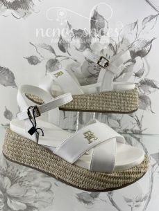 Sandalias Tommy Hilfiger cruzada 2