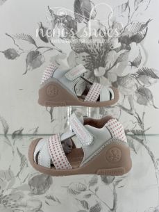 Sandalias Biomecanics estrellitas