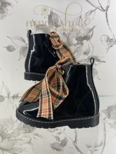 Botas Confetti lazo vichi 2