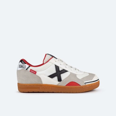 Deportivas Munich  gresca