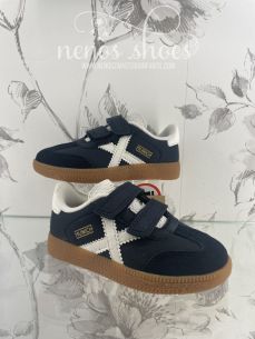 Deportivas Munich mini Astro marino