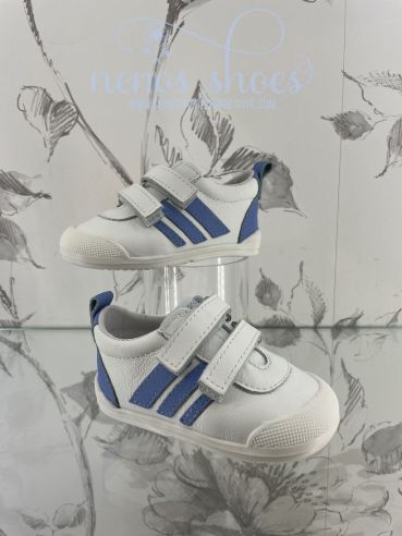 Deportivos Blanditos Luna Blue