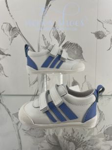 Deportivos Blanditos Luna Blue