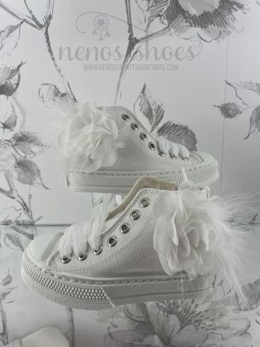 Zapatillas Eli flor blanco
