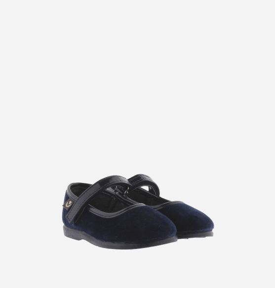 Merceditas Victoria terciopelo