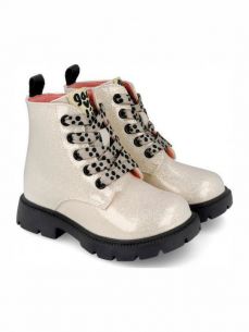 Botas Garvalín crema